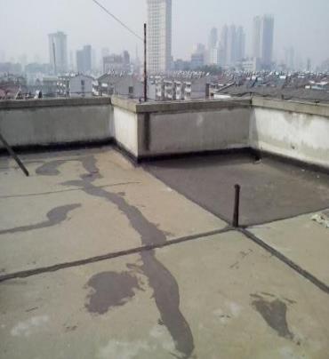 施秉漏水维修 楼顶漏水是什么原因，楼顶漏水维修方法是什么?